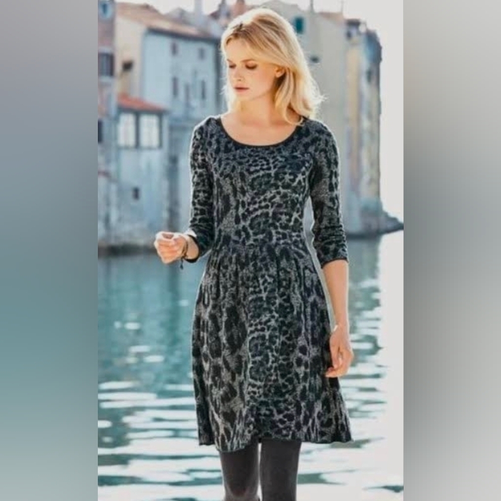 Peruvian Connection Pima Cotton Leopard Print Fit & Flare Sweater Dress sz M